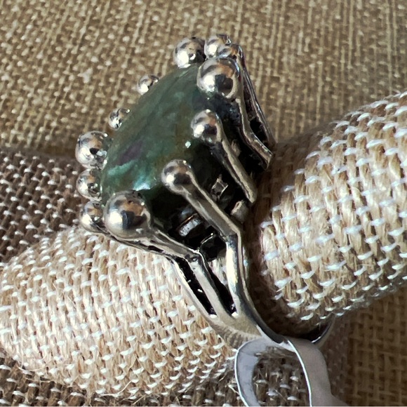 New Ruby Zoisite Stone Crystal Large Prong Set Cabochon Silver Overlay Ring 8 - Picture 4 of 8